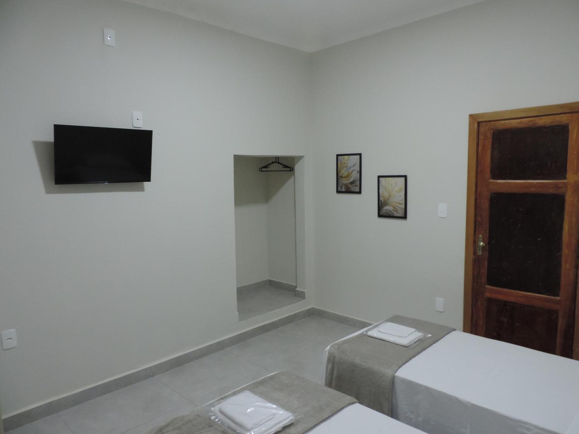 Sb Hospedaria Pousada Uberaba Exterior foto